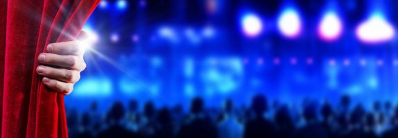 Googosh und Ebi hatten ihr erstes und einziges gemeinsames Konzert in der Lanxess Arena in Köln. © Sergey Nivens @ Shutterstock.com